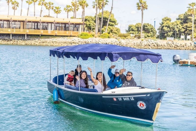 Action Sport Rentals | 21' Duffy Rental